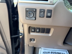 Used 2017  Lexus GX GX 460 4WD at Headlight Motor Group near Lewiston&comma; ME