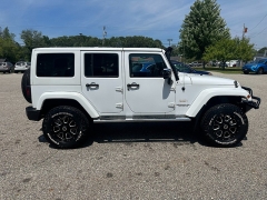 Used 2015 Jeep Wrangler Unlimited 4d Convertible Sahara at Headlight Motor Group near Lewiston, ME