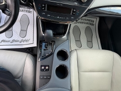 Used 2014  Toyota Avalon 4d Sedan XLE at Headlight Motor Group near Lewiston&comma; ME