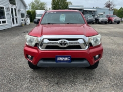 Used 2012 Toyota Tacoma 4WD Double Cab Short Bed 6spd at Headlight Motor Group near Lewiston, ME