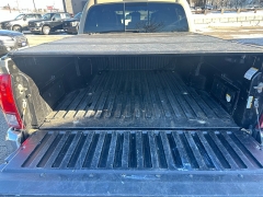 Used 2017  Toyota Tacoma 4WD Double Cab TRD Off-Road Auto at Headlight Motor Group near Lewiston&comma; ME