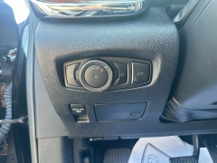 Used 2017  Lincoln Continental 4d Sedan AWD Reserve at Headlight Motor Group near Lewiston, ME