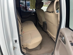 Used 2019  Nissan Frontier 4WD Crew Cab SV Auto at Headlight Motor Group near Lewiston&comma; ME