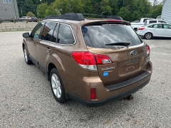 Used 2013 Subaru Outback 4d SUV i Premium CVT at Headlight Motor Group near Lewiston, ME