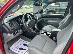 Used 2012 Toyota Tacoma 4WD Double Cab Short Bed 6spd at Headlight Motor Group near Lewiston, ME