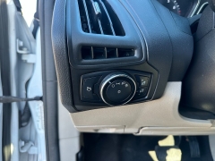 Used 2014  Ford Focus 4d Sedan SE at Headlight Motor Group near Lewiston&comma; ME