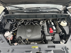 Used 2021 Toyota Highlander XLE AWD at Headlight Motor Group near Lewiston, ME