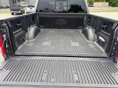 Used 2017  Ford F-150 4WD SuperCrew XLT 5 1&sol;2 at Headlight Motor Group near Lewiston&comma; ME