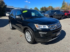 Used 2018 Ford Explorer 4d SUV 4WD XLT Ecoboost at Headlight Motor Group near Lewiston, ME