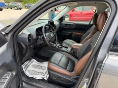 Used 2022  Ford Bronco Sport Outer Banks 4x4 at Headlight Motor Group near Lewiston&comma; ME