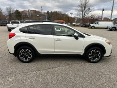 Used 2016  Subaru Crosstrek 4d SUV Limited at Headlight Motor Group near Lewiston&comma; ME