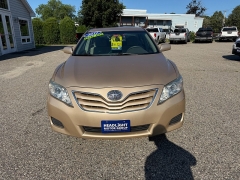 Used 2011  Toyota Camry 4d Sedan Auto at Headlight Motor Group near Lewiston&comma; ME