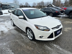 Used 2014  Ford Focus 4d Sedan Titanium at Headlight Motor Group near Lewiston&comma; ME