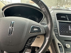 Used 2017  Lincoln MKX 4d SUV AWD Reserve 2&period;7T at Headlight Motor Group near Lewiston&comma; ME