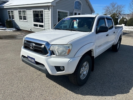 Used 2015 Toyota Tacoma 4WD Double Cab Long Bed at Headlight Motor Group near Lewiston, ME