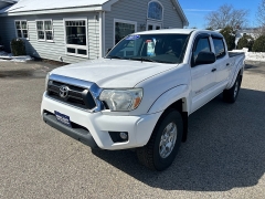  2015 Toyota Tacoma 4WD Double Cab Long Bed at Headlight Motor Group near Lewiston&comma; ME