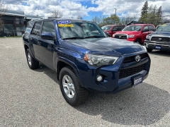 Used 2018  Toyota 4Runner 4d SUV 4WD SR5 Premium at Headlight Motor Group near Lewiston&comma; ME