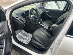 Used 2014  Ford Focus 4d Sedan Titanium at Headlight Motor Group near Lewiston&comma; ME