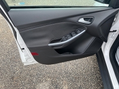 Used 2014  Ford Focus 4d Sedan Titanium at Headlight Motor Group near Lewiston&comma; ME