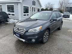 Used 2017  Subaru Outback 4d SUV 2&period;5i Limited at Headlight Motor Group near Lewiston&comma; ME