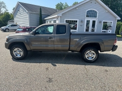 Used 2014 Toyota Tacoma 4WD Access Cab Auto at Headlight Motor Group near Lewiston, ME