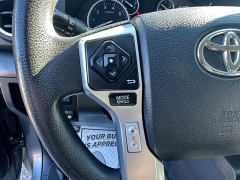 Used 2014  Toyota Tundra 4WD CrewMax SR5 5&period;7L at Headlight Motor Group near Lewiston&comma; ME