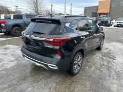 Used 2021  Kia Seltos 4d SUV AWD SX Turbo at Headlight Motor Group near Lewiston&comma; ME