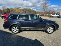 Used 2012  Subaru Outback 4d SUV i Premium CVT at Headlight Motor Group near Lewiston, ME
