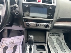 Used 2017  Subaru Outback 4d SUV 2&period;5i Limited at Headlight Motor Group near Lewiston&comma; ME