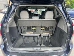 Used 2018 Toyota Sienna 4d Wagon XLE AWD at Headlight Motor Group near Lewiston, ME