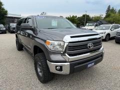 Used 2014  Toyota Tundra 4WD Double Cab SR5 5&period;7L at Headlight Motor Group near Lewiston&comma; ME