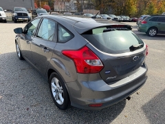 Used 2014  Ford Focus 4d Hatchback SE at Headlight Motor Group near Lewiston&comma; ME