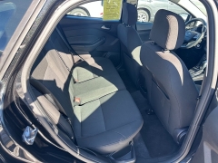 Used 2015  Ford Focus 4d Hatchback SE at Headlight Motor Group near Lewiston&comma; ME