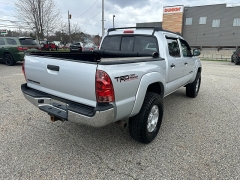 Used 2013  Toyota Tacoma 4WD Double Cab Short Bed Auto at Headlight Motor Group near Lewiston&comma; ME