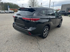 Used 2021 Toyota Highlander XLE AWD at Headlight Motor Group near Lewiston, ME