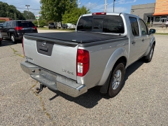 Used 2016  Nissan Frontier 4WD Crew Cab SV Auto at Headlight Motor Group near Lewiston&comma; ME