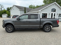 Used 2017  Ford F-150 4WD SuperCrew XLT 5 1&sol;2 at Headlight Motor Group near Lewiston&comma; ME