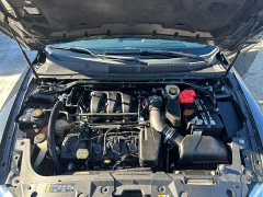 Used 2014  Ford Taurus 4d Sedan SEL V6 at Headlight Motor Group near Lewiston&comma; ME