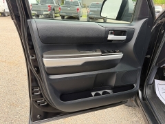 Used 2014  Toyota Tundra 4WD Double Cab SR5 5&period;7L at Headlight Motor Group near Lewiston&comma; ME
