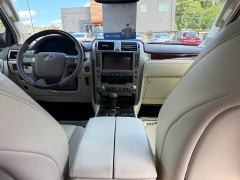 Used 2015  Lexus GX 460 4WD 4dr at Headlight Motor Group near Lewiston&comma; ME