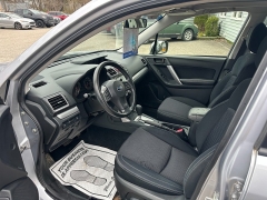 Used 2016  Subaru Forester 4d SUV i Premium CVT at Headlight Motor Group near Lewiston&comma; ME