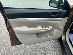 Used 2013 Subaru Outback 4d SUV i Premium CVT at Headlight Motor Group near Lewiston, ME