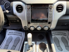 Used 2014  Toyota Tundra 4WD CrewMax SR5 5&period;7L at Headlight Motor Group near Lewiston&comma; ME
