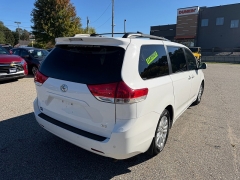 Used 2014  Toyota Sienna 4d Wagon XLE at Headlight Motor Group near Lewiston&comma; ME