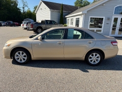Used 2011  Toyota Camry 4d Sedan Auto at Headlight Motor Group near Lewiston&comma; ME