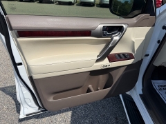 Used 2015  Lexus GX 460 4WD 4dr at Headlight Motor Group near Lewiston&comma; ME