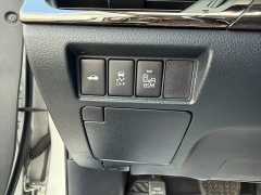 Used 2014  Toyota Avalon 4d Sedan XLE at Headlight Motor Group near Lewiston&comma; ME