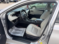 Used 2014  Toyota Avalon 4d Sedan XLE at Headlight Motor Group near Lewiston&comma; ME