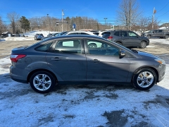 Used 2013  Ford Focus 4d Sedan SE at Headlight Motor Group near Lewiston&comma; ME