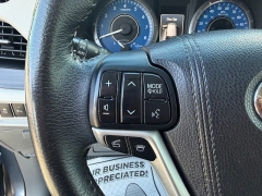 Used 2017  Toyota Sienna 4d Wagon XLE Premium AWD at Headlight Motor Group near Lewiston&comma; ME